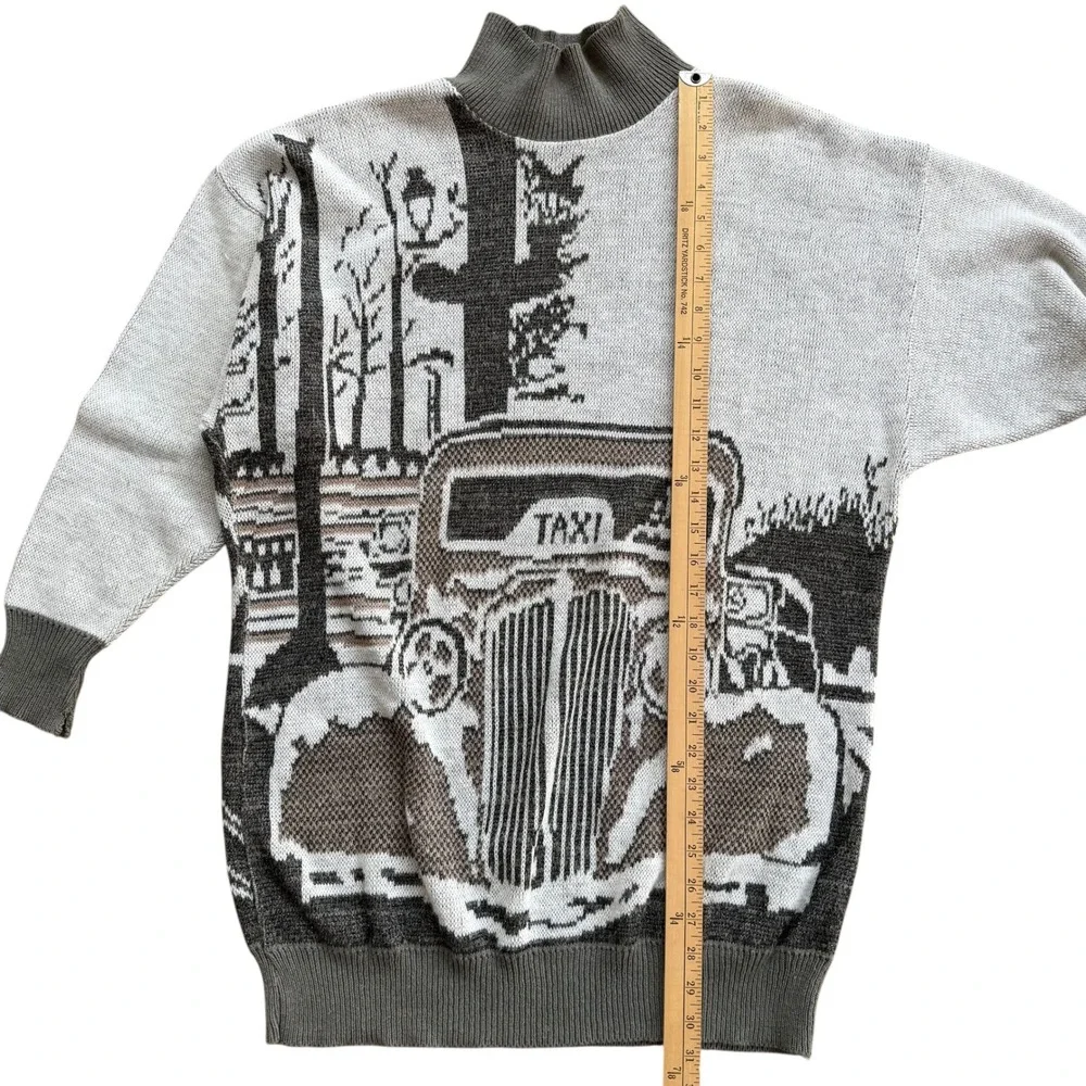 Carole Little for St Tropez Wear Women's Large Mock Neck Taxi Scene Knit Sweater